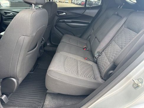 Used 2020 Chevrolet Equinox LT image 24