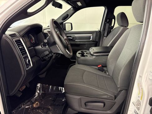 Used 2024 RAM 1500 Warlock AWD/4WD image 23
