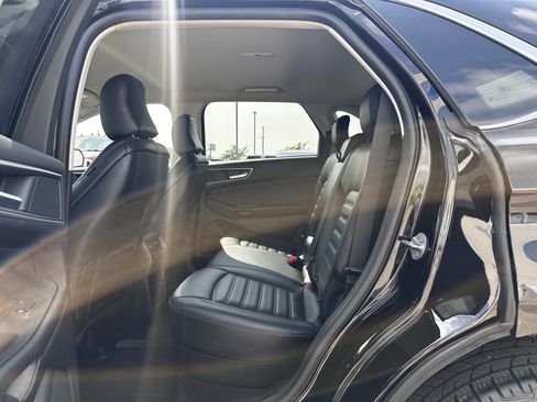 Used 2024 Ford Edge SEL w/ Convenience Package AWD/4WD image 19