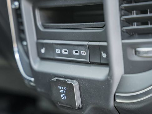 New 2026 RAM 1500 Laramie AWD/4WD image 39