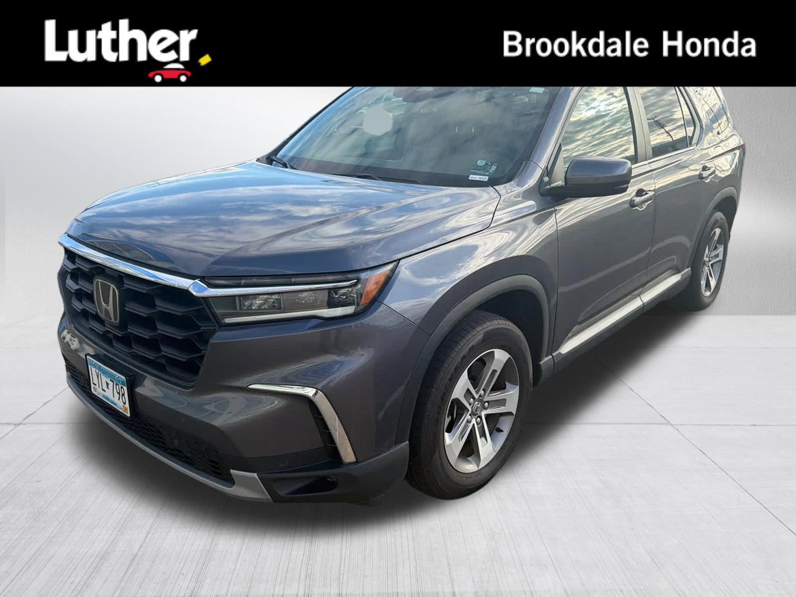 Used 2025 Honda Pilot EX-L image 1