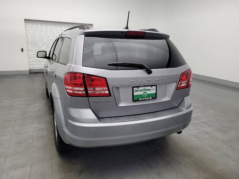 Used 2020 Dodge Journey SE w/ SE Popular Equipment Group image 6