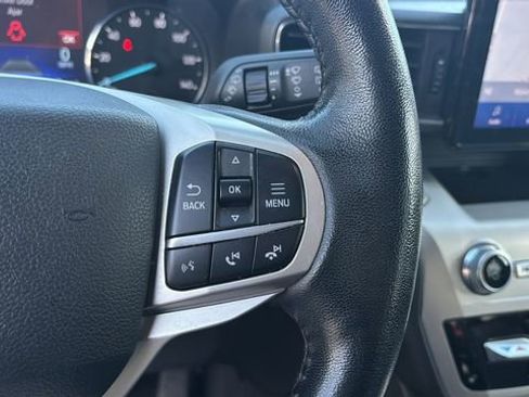 Used 2021 Ford Explorer XLT w/ Equipment Group 202A image 22