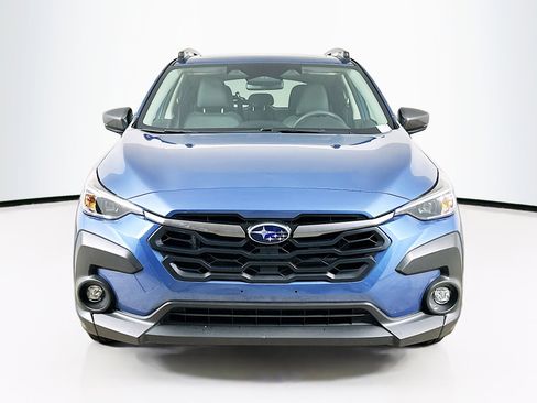 Used 2024 Subaru Crosstrek 2.0i Premium image 2
