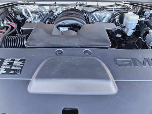 Used 2016 GMC Yukon XL Denali w/ Open Road Package image 31