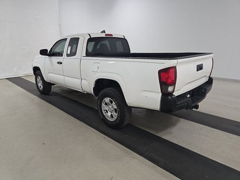 Used 2022 Toyota Tacoma SR RWD image 8