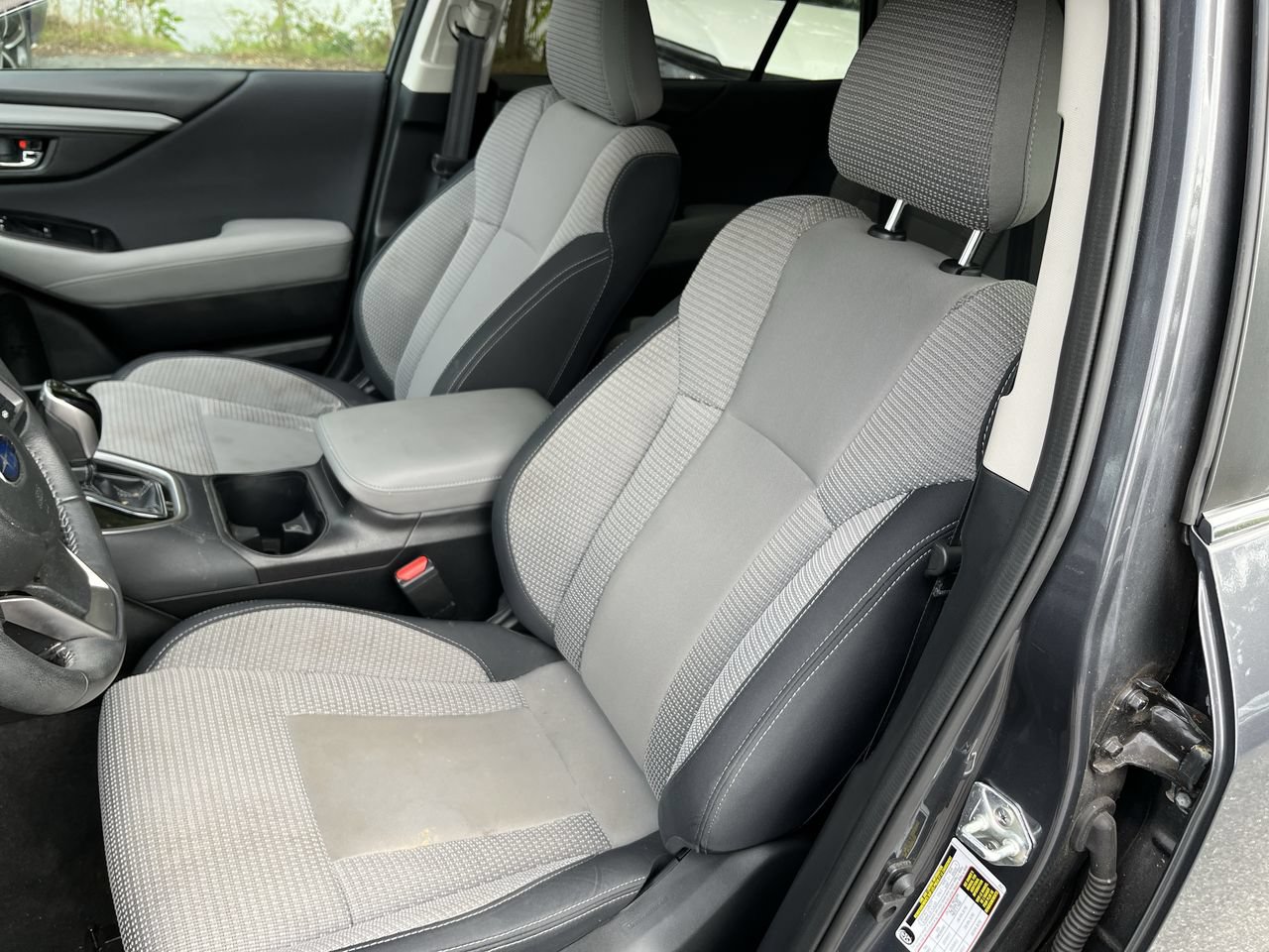 Used 2023 Subaru Outback Premium AWD/4WD image 5