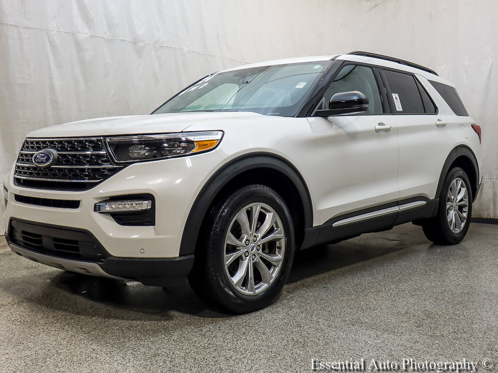 Certified 2024 Ford Explorer XLT w/ Equipment Group 202A AWD/4WD image 2