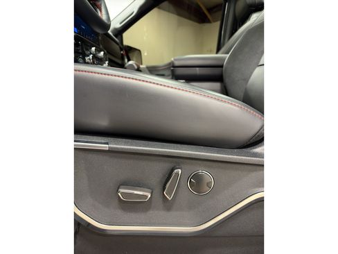 Used 2025 Ford F150 Raptor AWD/4WD image 15