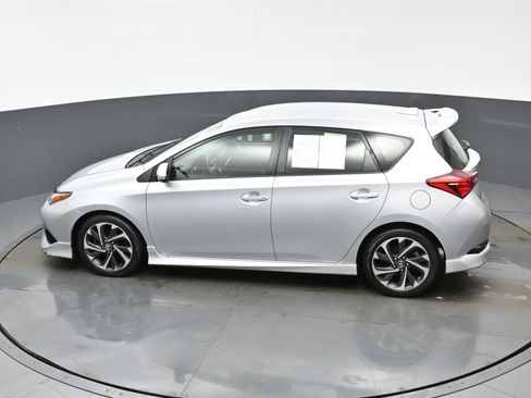 Used 2018 Toyota Corolla iM w/ All-Weather Mat Package image 34