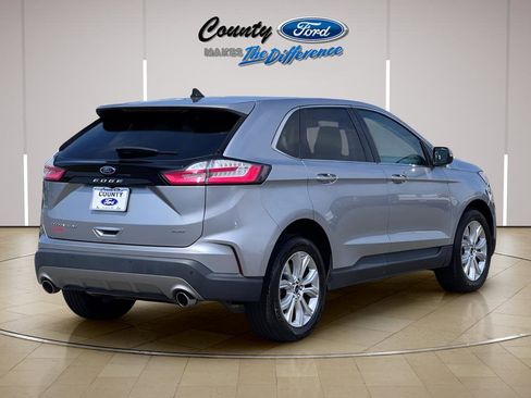Used 2022 Ford Edge Titanium AWD/4WD image 9