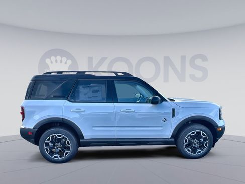 New 2025 Ford Bronco Sport Outer Banks image 8