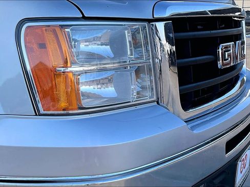 Used 2010 GMC Sierra 1500 SLE w/ Texas Edition image 27