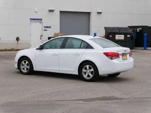 Used 2011 Chevrolet Cruze LT FWD image 5