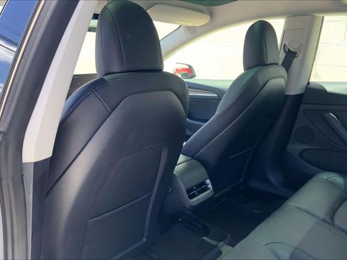 Used 2023 Tesla Model 3 Standard Range RWD image 11