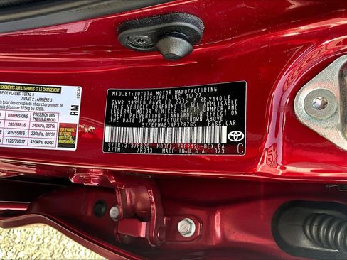 Used 2022 Toyota Corolla LE FWD image 33
