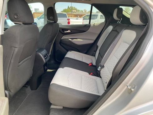 Used 2020 Chevrolet Equinox LT w/ Driver Convenience Package FWD image 27