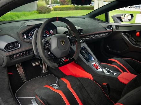 Used 2022 Lamborghini Huracan STO image 37