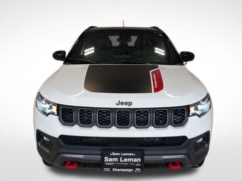 Used 2024 Jeep Compass Trailhawk w/ Trailhawk Convenience Group image 8