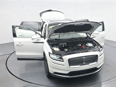 Used 2022 Lincoln Nautilus Reserve w/ Equipment Group 201A AWD/4WD image 41