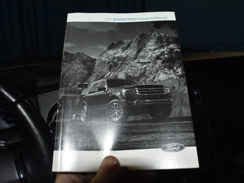 Used 2017 Ford Expedition Platinum image 10