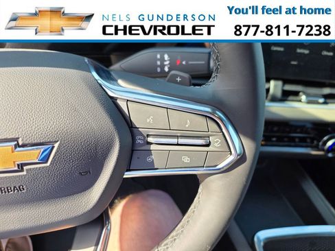 New 2026 Chevrolet Equinox LT w/ Convenience Package II AWD/4WD image 28