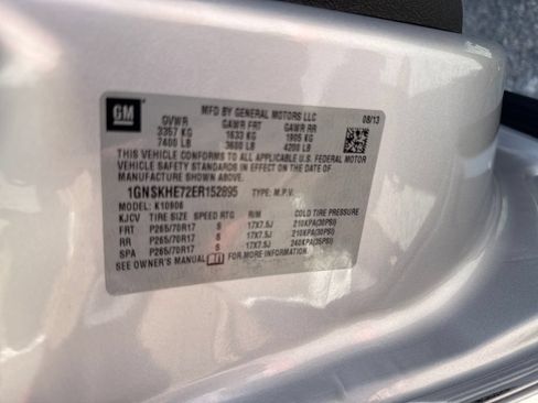Used 2014 Chevrolet Suburban LS AWD/4WD image 32
