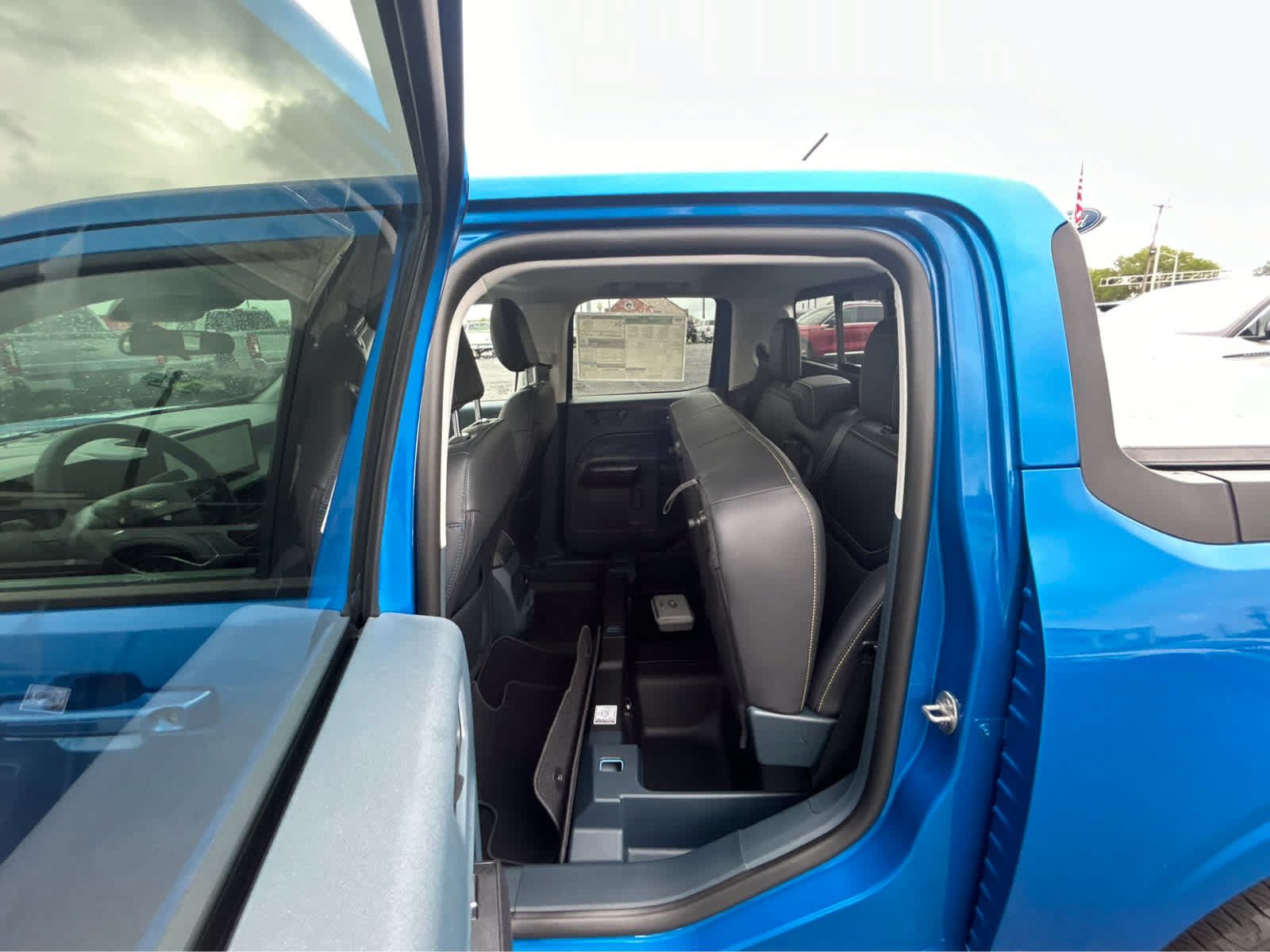 New 2025 Ford Maverick Lobo AWD/4WD image 14