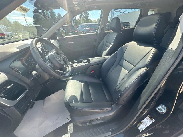 Used 2023 Nissan Rogue SL AWD/4WD image 23