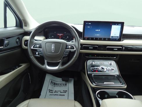 Used 2021 Lincoln Nautilus Reserve w/ Class II Trailer Tow Package image 15