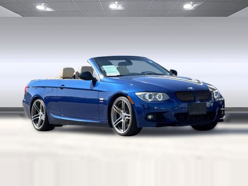 Used 2011 BMW 335is Convertible image 34