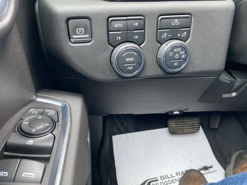 Used 2023 Chevrolet Silverado 1500 RST image 18