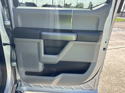 Used 2019 Ford F150 XLT w/ Equipment Group 302A Luxury RWD image 10