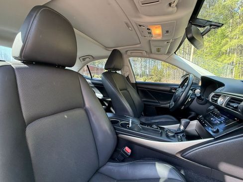 Used 2014 Lexus IS 250 RWD image 22