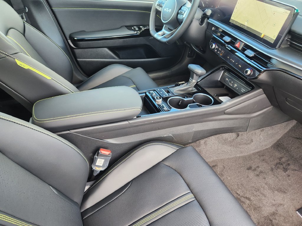 New 2027 Kia K5 GT FWD image 14