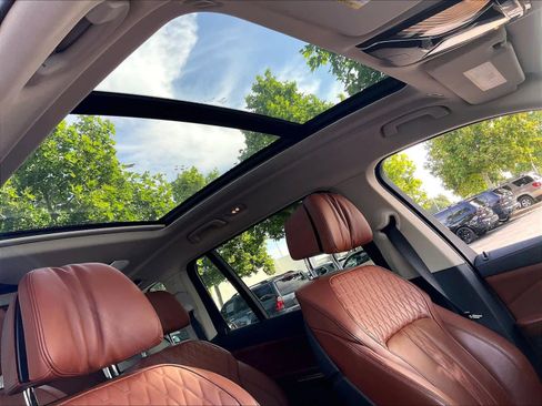 Used 2021 BMW X7 xDrive40i w/ Premium Package AWD/4WD image 22