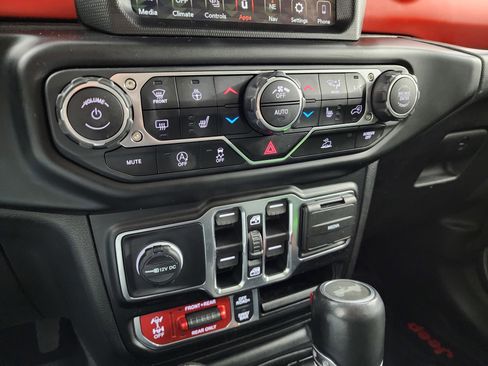 Used 2021 Jeep Wrangler Unlimited Rubicon image 36