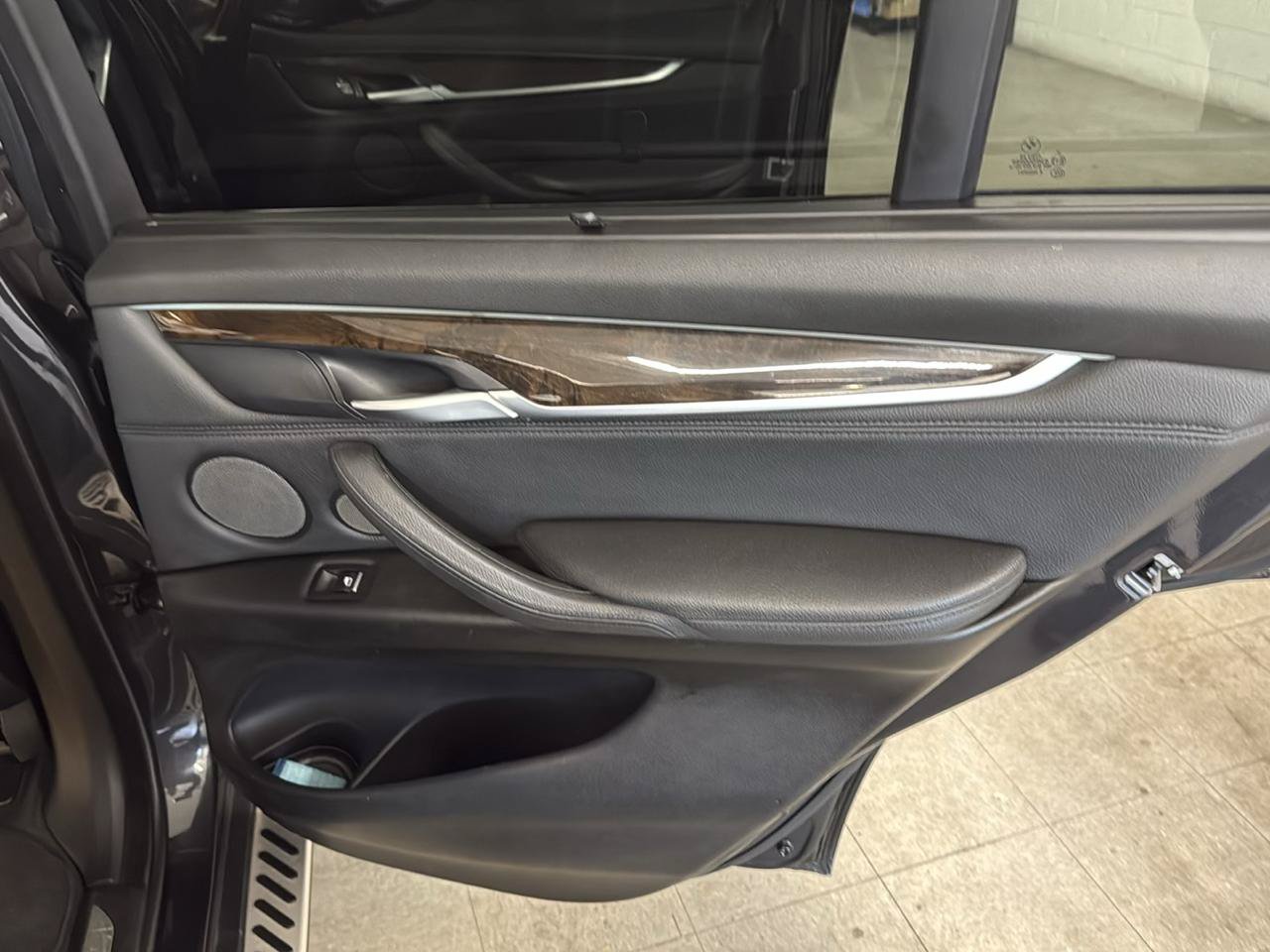 Used 2015 BMW X5 xDrive50i AWD/4WD image 52
