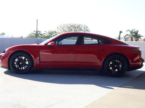 Certified 2024 Porsche Taycan GTS image 2