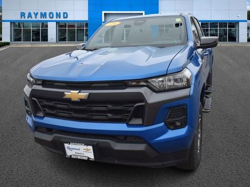 Used 2023 Chevrolet Colorado LT w/ LT Convenience Package II image 7