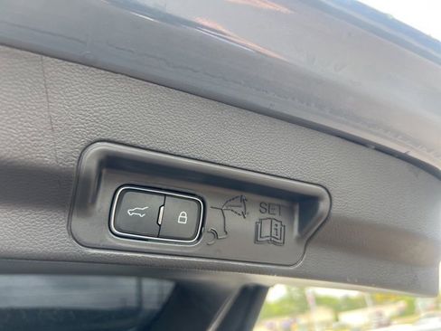 Certified 2025 Ford Explorer ST-Line image 25