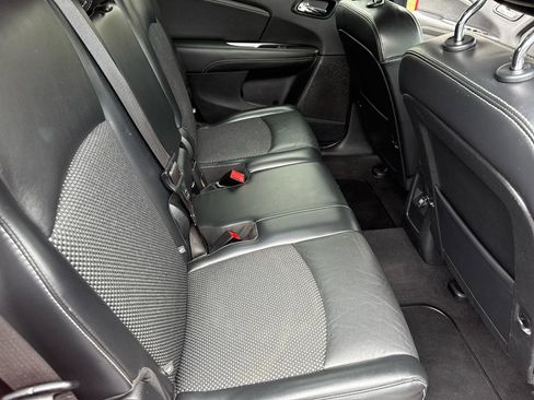 Used 2019 Dodge Journey Crossroad w/ Mopar All Weather Group image 11