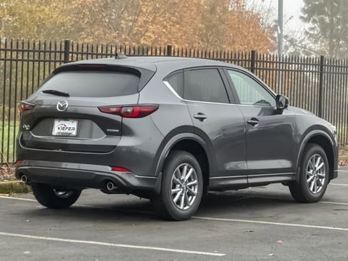 New 2025 MAZDA CX-5 AWD 2.5 S w/ Select Package image 3