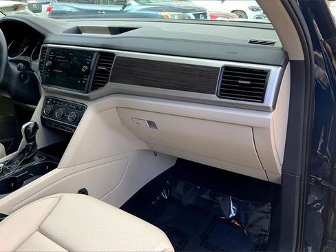 Used 2018 Volkswagen Atlas SE image 14