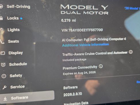 Used 2026 Tesla Model Y AWD image 19