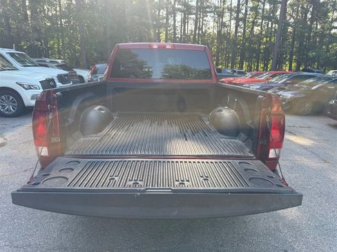 Used 2015 RAM 1500 Express AWD/4WD image 8