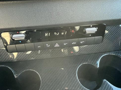 Used 2020 Mercedes-Benz Sprinter 144 Cargo image 12