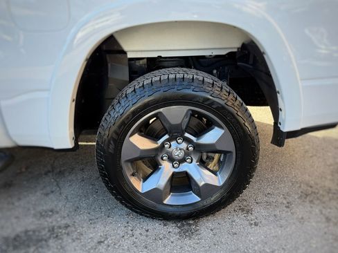 Used 2023 RAM 1500 Big Horn image 16