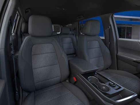New 2026 Chevrolet Equinox LT AWD/4WD image 16