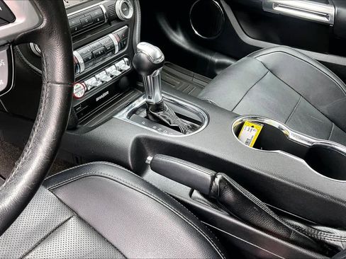 Used 2016 Ford Mustang Premium RWD image 17
